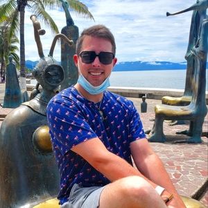 Meet your Posher, Brandon